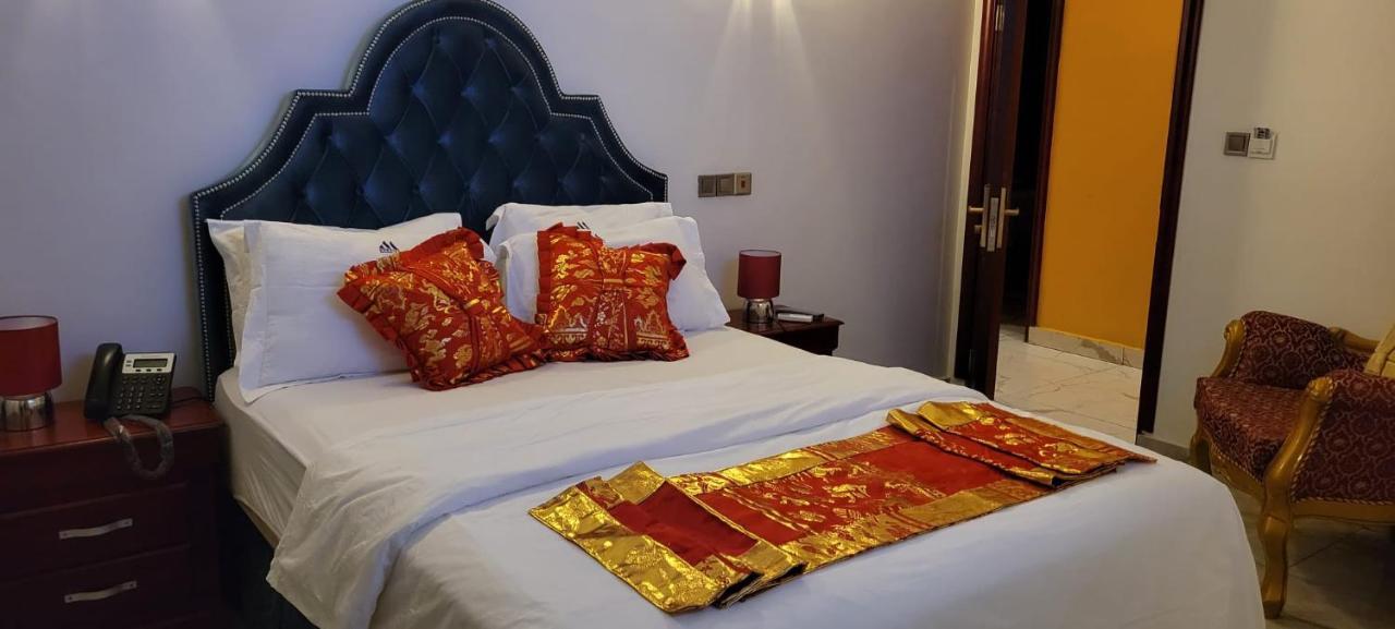 Marriot Metropolitan Hotel Douala Exterior foto